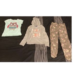 Girls bundle of (3) items